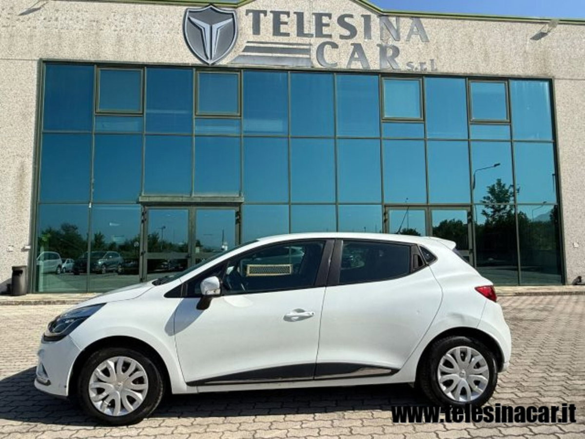 Renault Clio 1.5 dCi 90CV 5 porte Luxe (5)