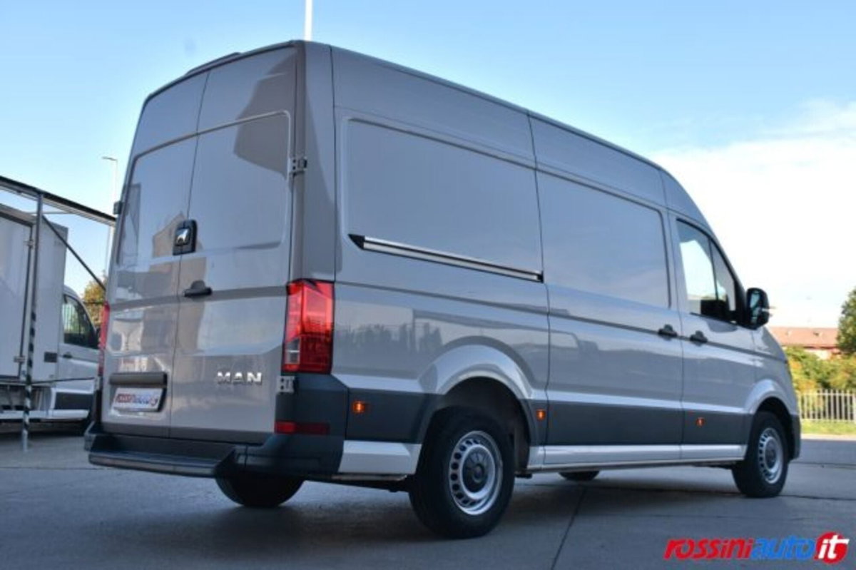 Man TGE Furgone TGE 3.140 2.0 TDI 140CV PL-SL-TMA Furgone HD (20)