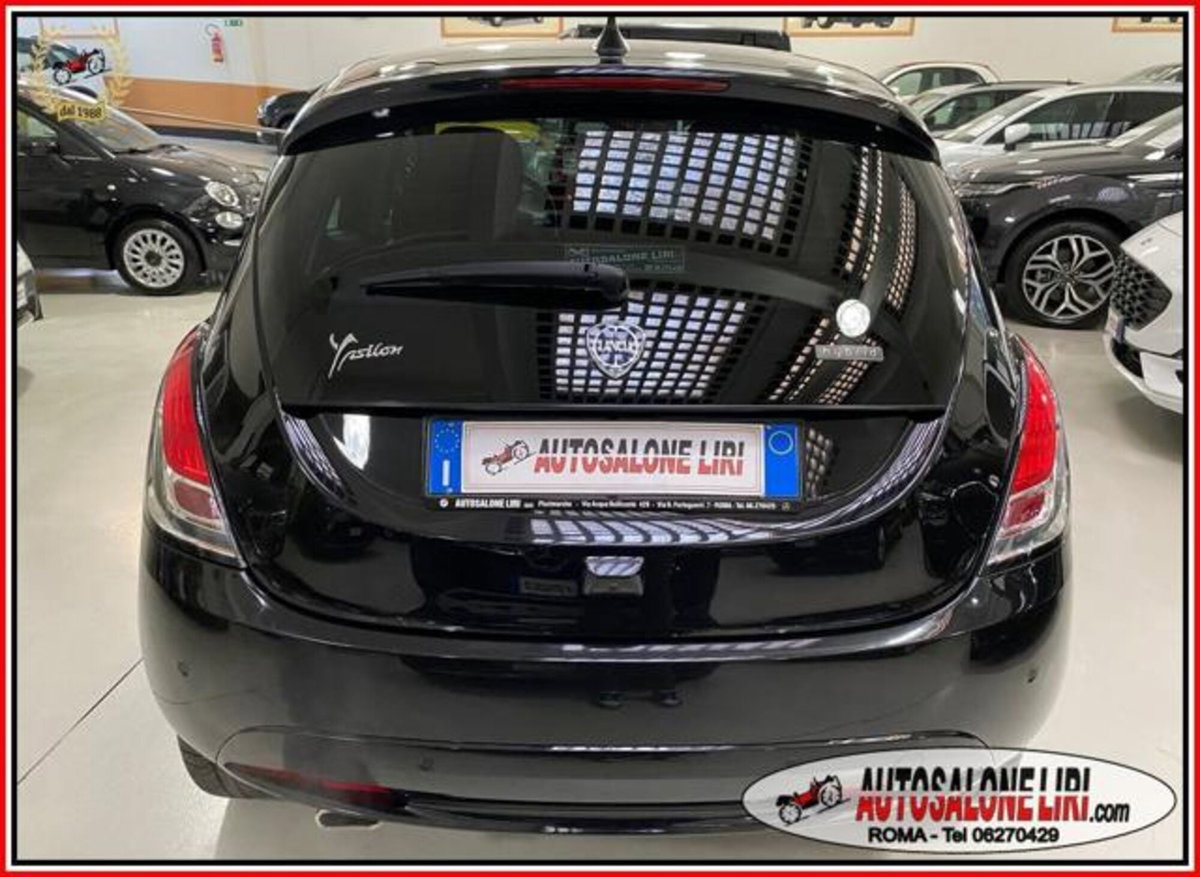 Lancia Ypsilon 1.0 FireFly 5 porte S&S Hybrid Gold Plus (11)
