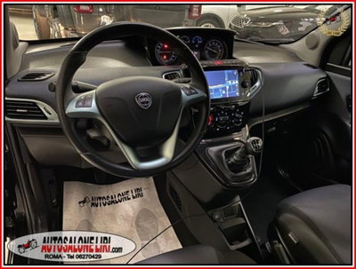 Lancia Ypsilon 1.0 FireFly 5 porte S&S Hybrid Gold Plus (5)