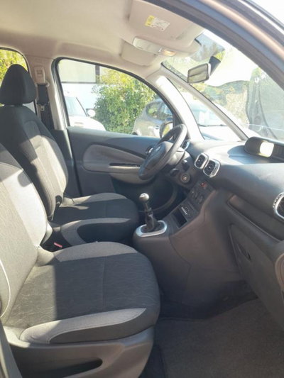 Citroen C3 Picasso 1.6 HDi 90 Exclusive Theatre (10)