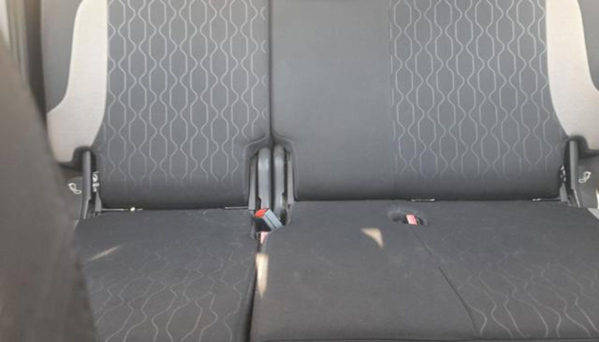 Citroen C3 Picasso 1.6 HDi 90 Exclusive Theatre (11)
