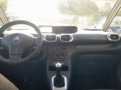 Citroen C3 Picasso 1.6 HDi 90 Exclusive Theatre (8)