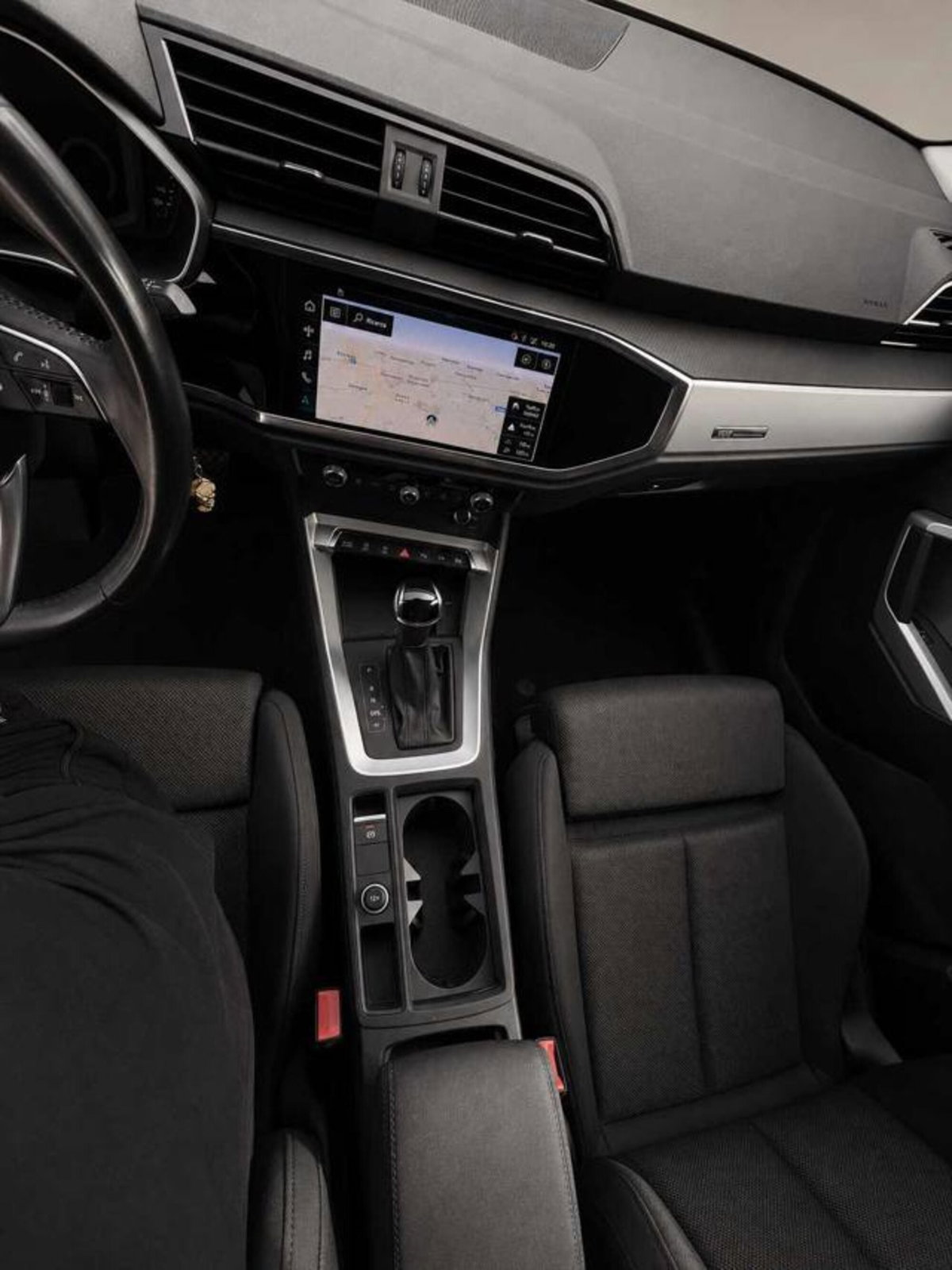 Audi Q3 Sportback 35 TDI quattro S tronic Business Plus (12)