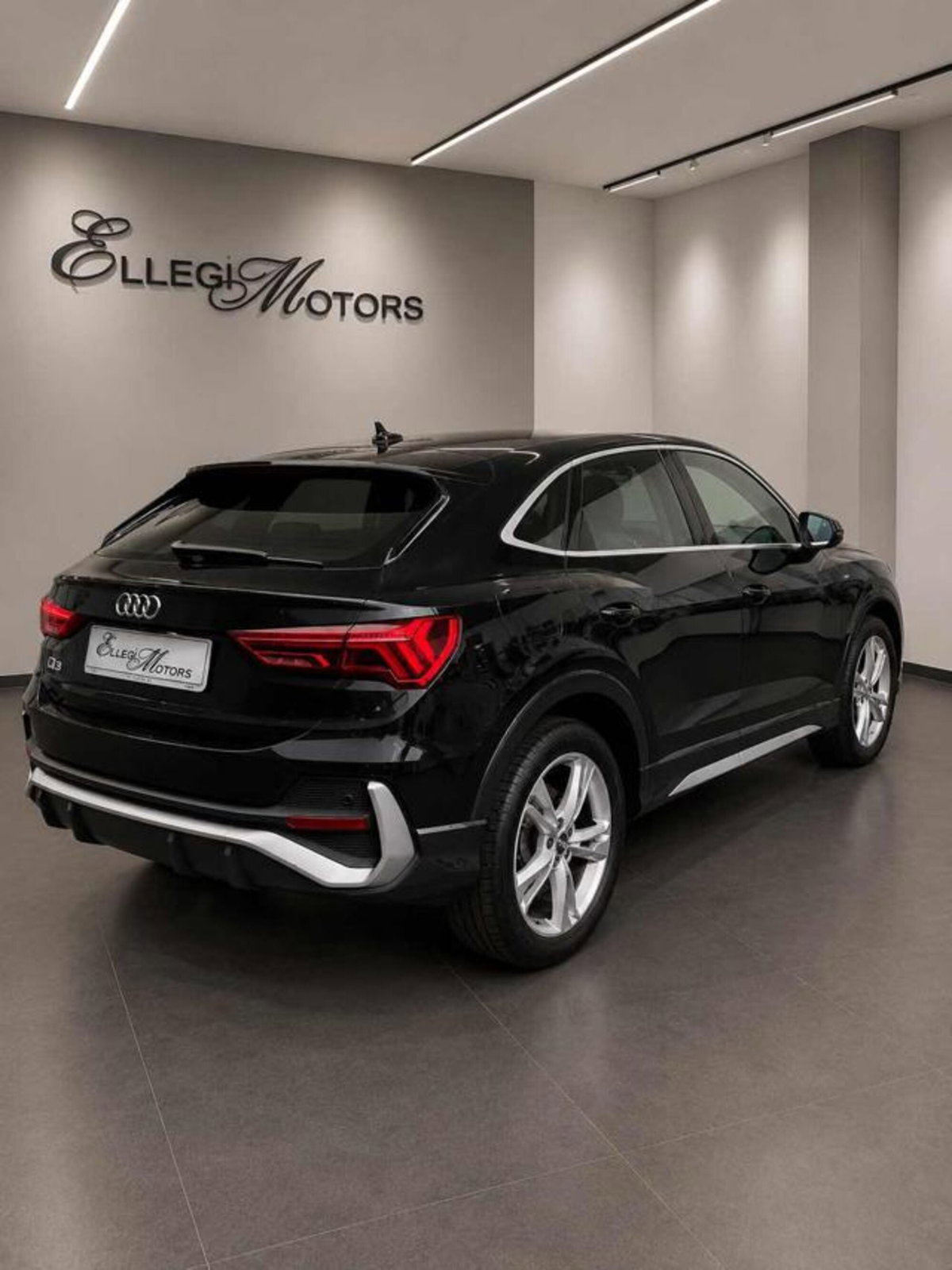 Audi Q3 Sportback 35 TDI quattro S tronic Business Plus (7)