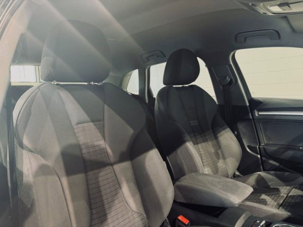 Audi A3 Sportback 30 TDI S tronic Sport (13)