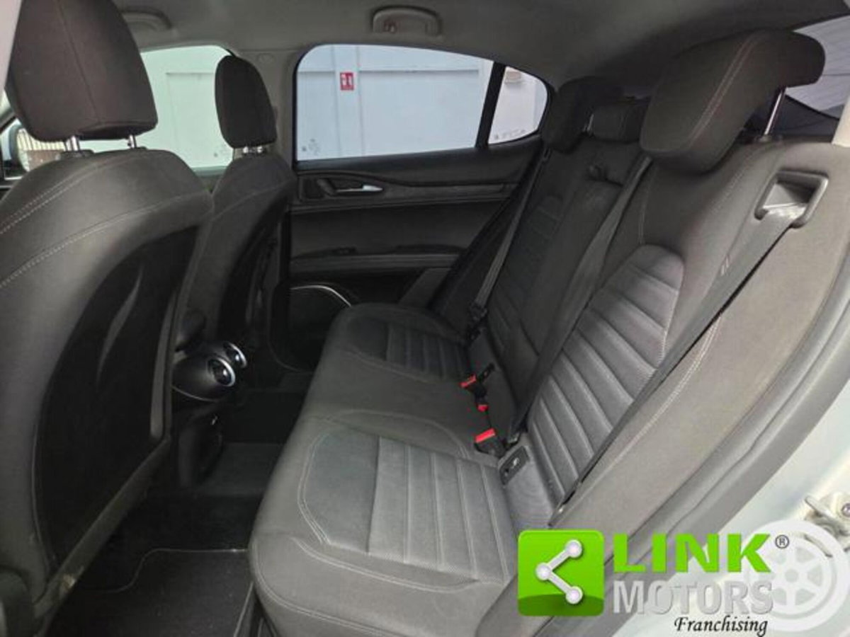 Alfa Romeo Stelvio Stelvio 2.2 Turbodiesel 160 CV AT8 RWD Super Business (9)
