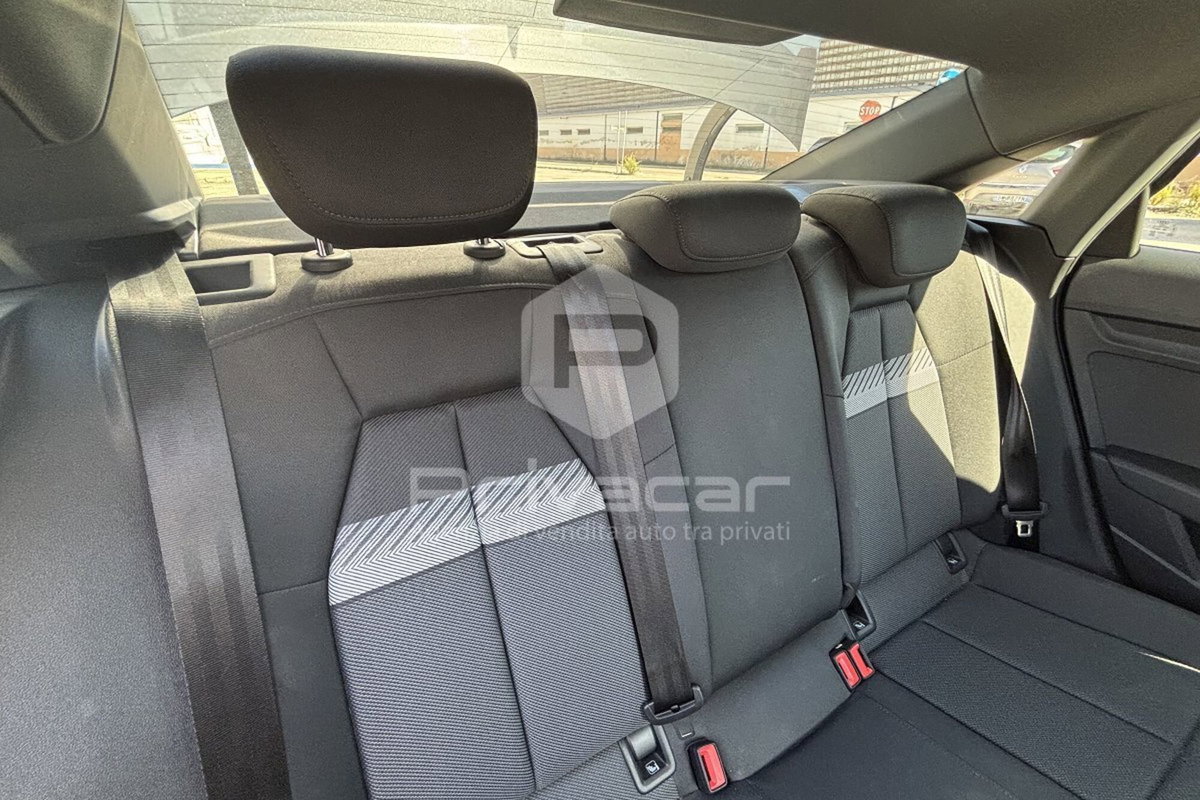Audi A3 Sedan 35 TDI S tronic S line edition (15)