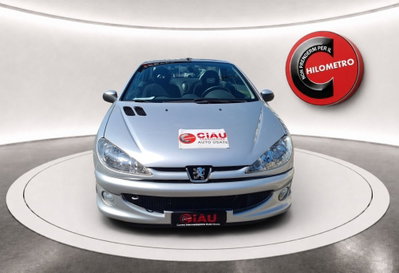 Peugeot 206 Cabrio 16V aut. CC Enfant Terrible (4)