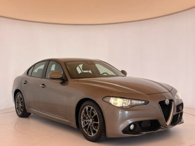 Alfa Romeo Giulia 2.2 Turbodiesel 150 CV AT8 Business (4)