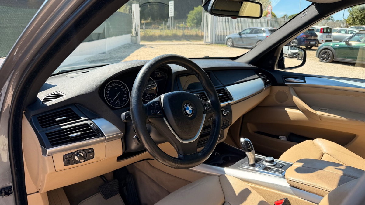 BMW X5 xDrive35d Futura (10)