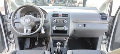 Volkswagen Touran 1.6 TDI Comfortline (13)