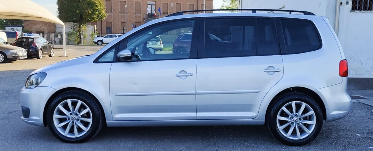 Volkswagen Touran 1.6 TDI Comfortline (7)