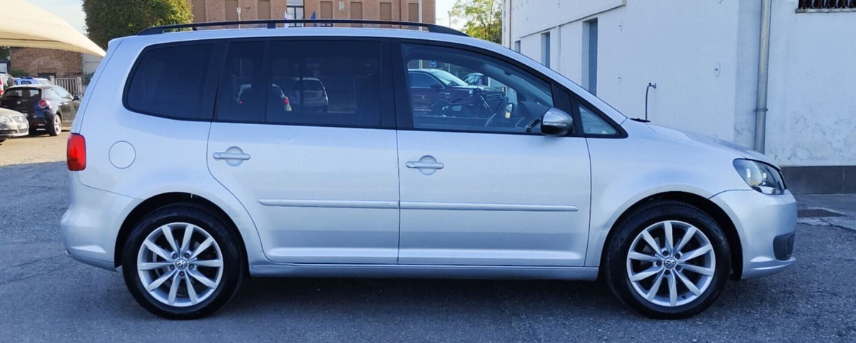 Volkswagen Touran 1.6 TDI Comfortline (8)