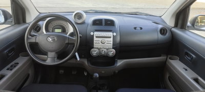 Daihatsu Sirion 1.3 16V Mio (13)