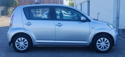 Daihatsu Sirion 1.3 16V Mio (5)
