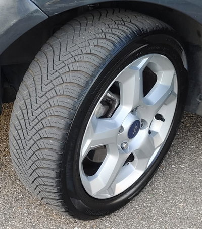 Ford Fiesta 1.4 5 porte Bz.- GPL Titanium (8)