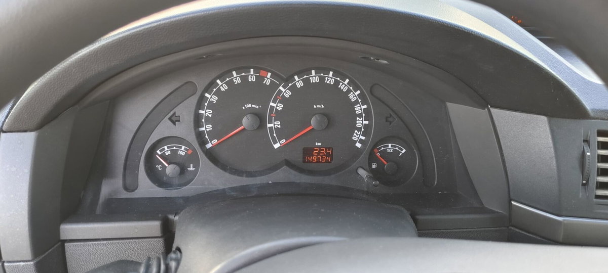 Opel Meriva 1.4 16V Cosmo (15)