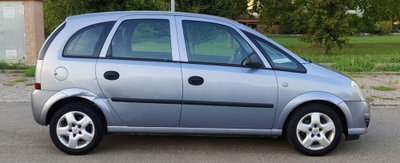 Opel Meriva 1.4 16V Cosmo (20)
