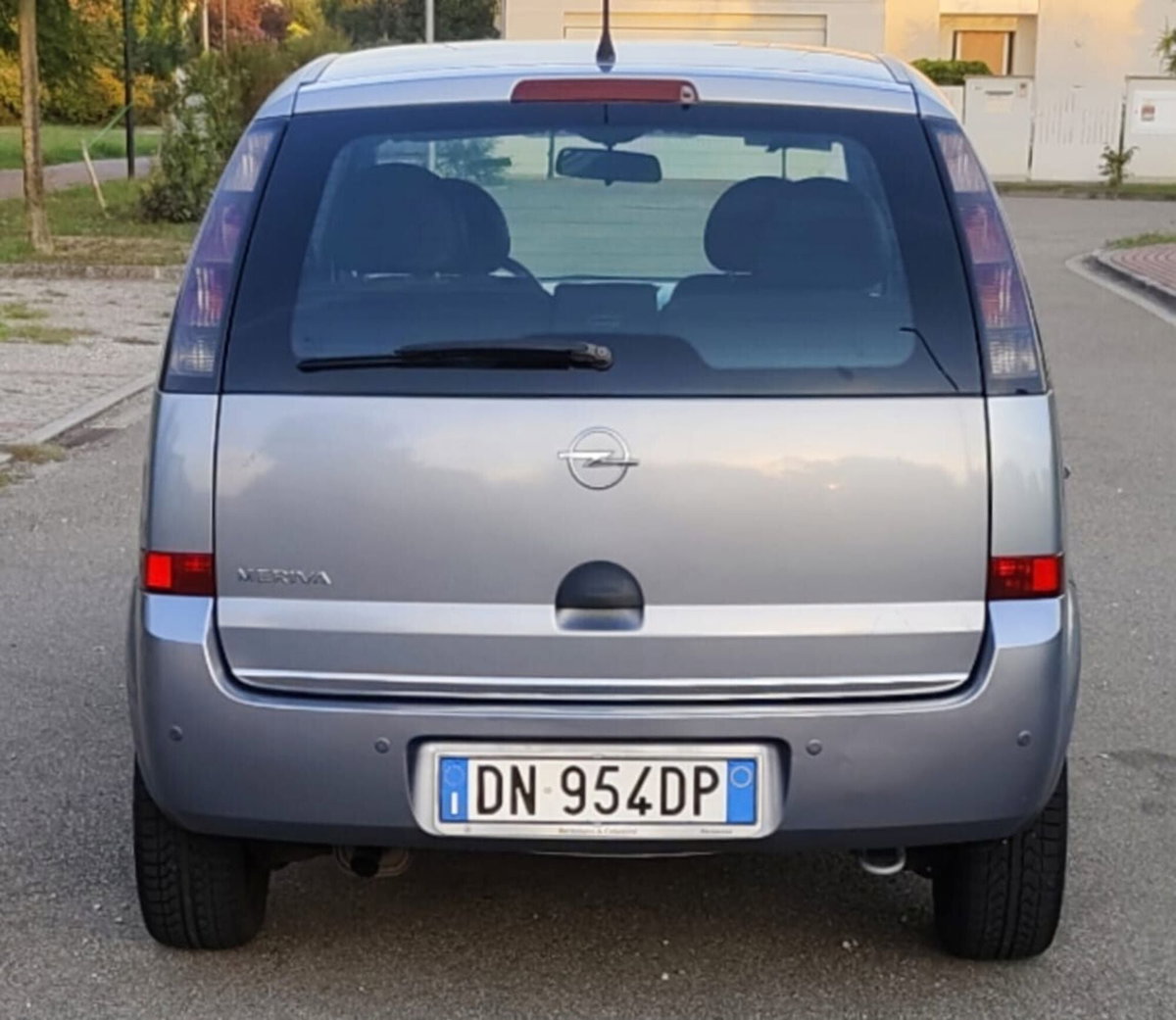 Opel Meriva 1.4 16V Cosmo (3)
