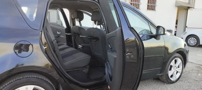 Renault Scenic E-Tech Electric 1.5 dCi 110CV Luxe (11)
