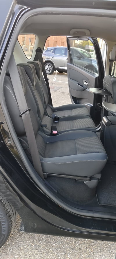 Renault Scenic E-Tech Electric 1.5 dCi 110CV Luxe (16)