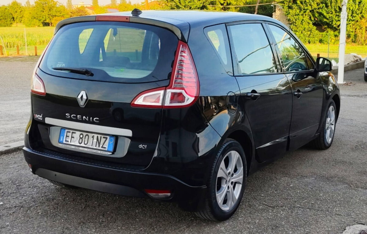 Renault Scenic E-Tech Electric 1.5 dCi 110CV Luxe (5)