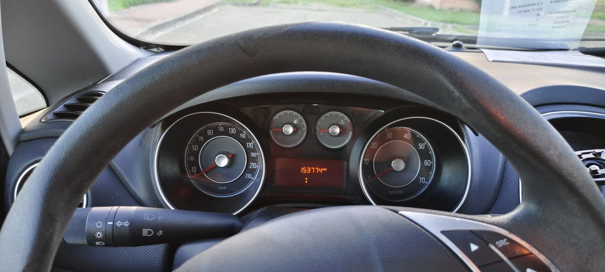 Fiat Grande Punto 1.4 5 porte Actual EasyPower (9)