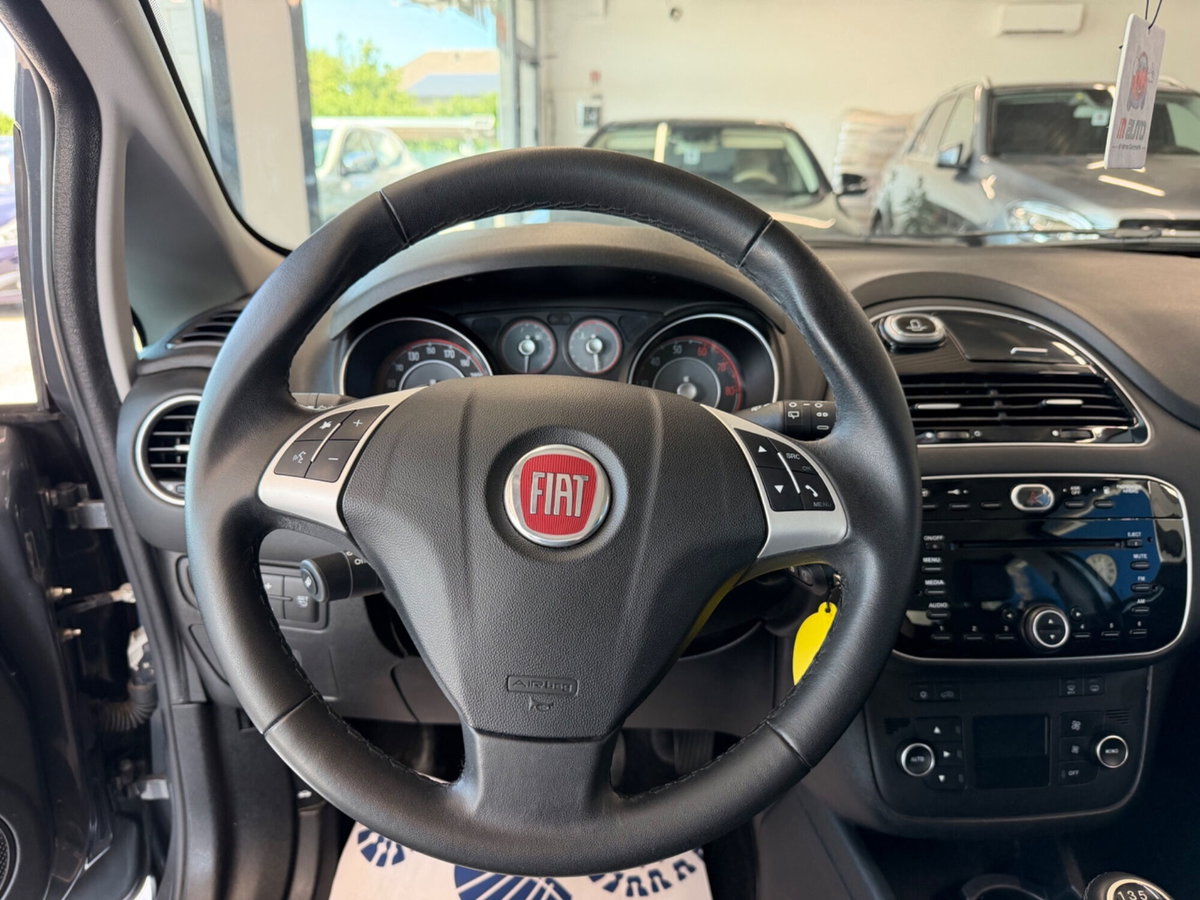 Fiat Punto 1.4 8V 5 porte Natural Power Lounge (11)
