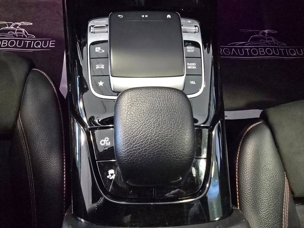 Mercedes-Benz Classe A 35 AMG 4Matic (15)