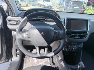 Peugeot 208 VTi 95 CV 5p. GPL Allure (11)