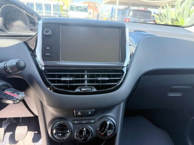 Peugeot 208 VTi 95 CV 5p. GPL Allure (13)