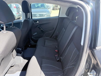 Peugeot 208 VTi 95 CV 5p. GPL Allure (19)