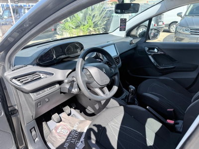 Peugeot 208 VTi 95 CV 5p. GPL Allure (9)