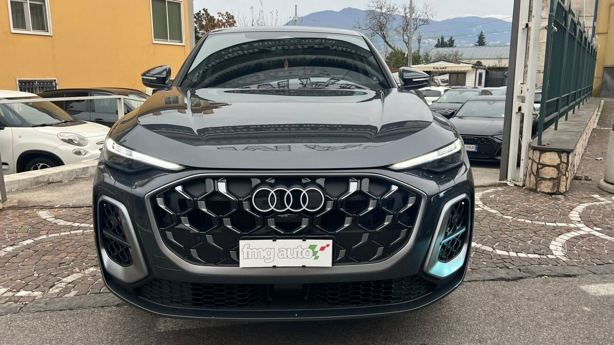 Audi Q5 Sportback 40 2.0 tdi mhev 12V S line Plus quattro s-tronic (2)