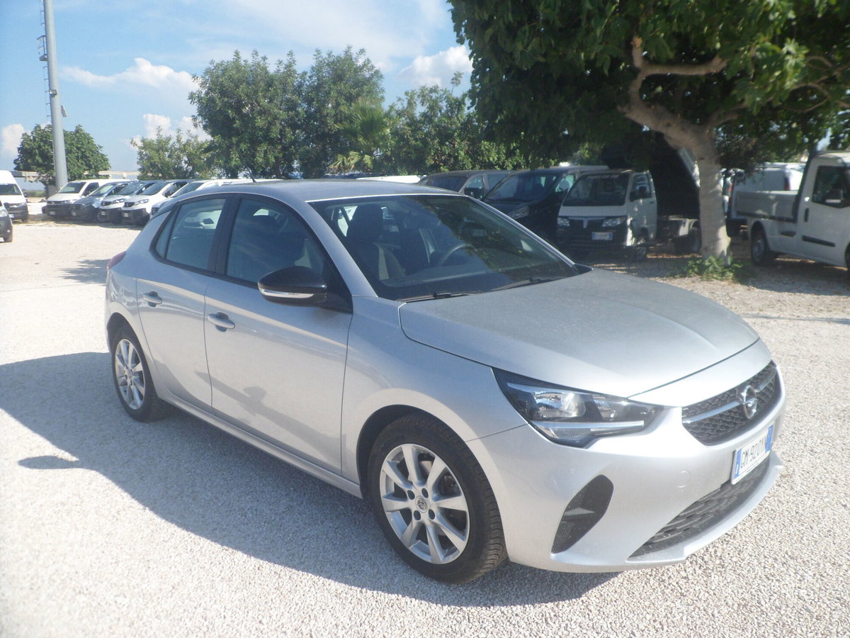 Opel Corsa 1.5 D 100 CV Edition (3)