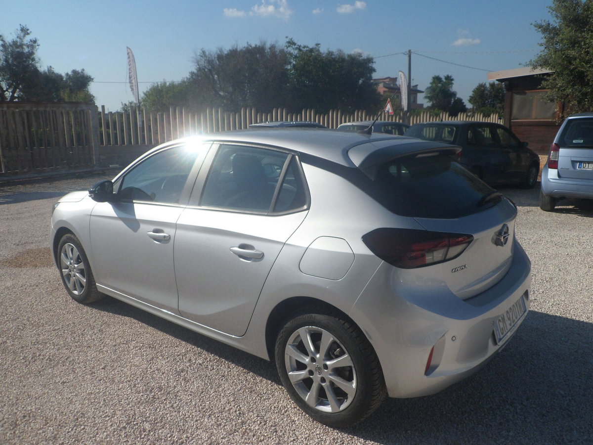 Opel Corsa 1.5 D 100 CV Edition (6)