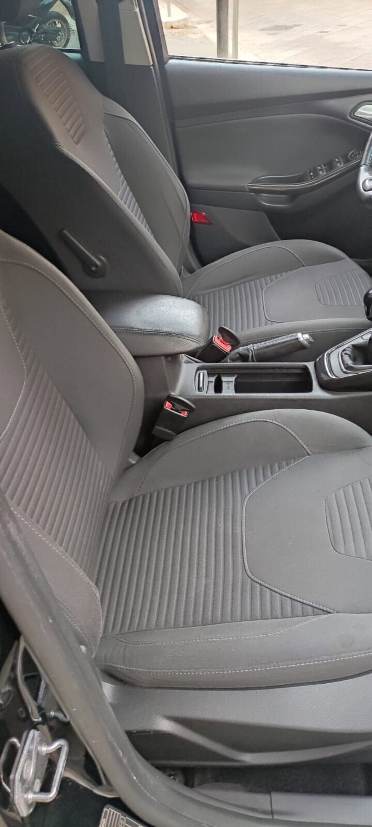 Ford Focus 1.5 TDCi 120 CV Start&Stop Titanium (15)
