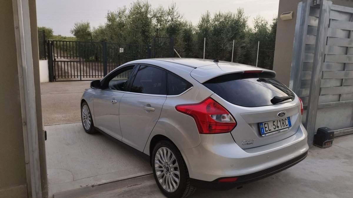 Ford Focus 1.6 TDCi 115 CV Titanium (4)
