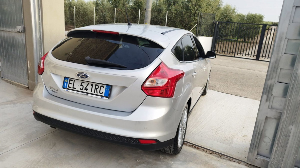 Ford Focus 1.6 TDCi 115 CV Titanium (5)