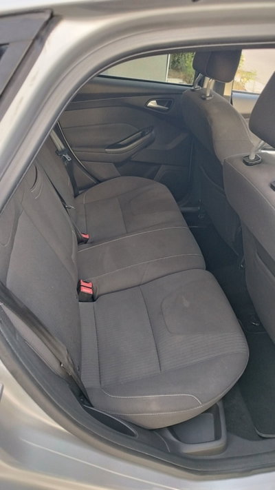 Ford Focus 1.6 TDCi 115 CV Titanium (7)