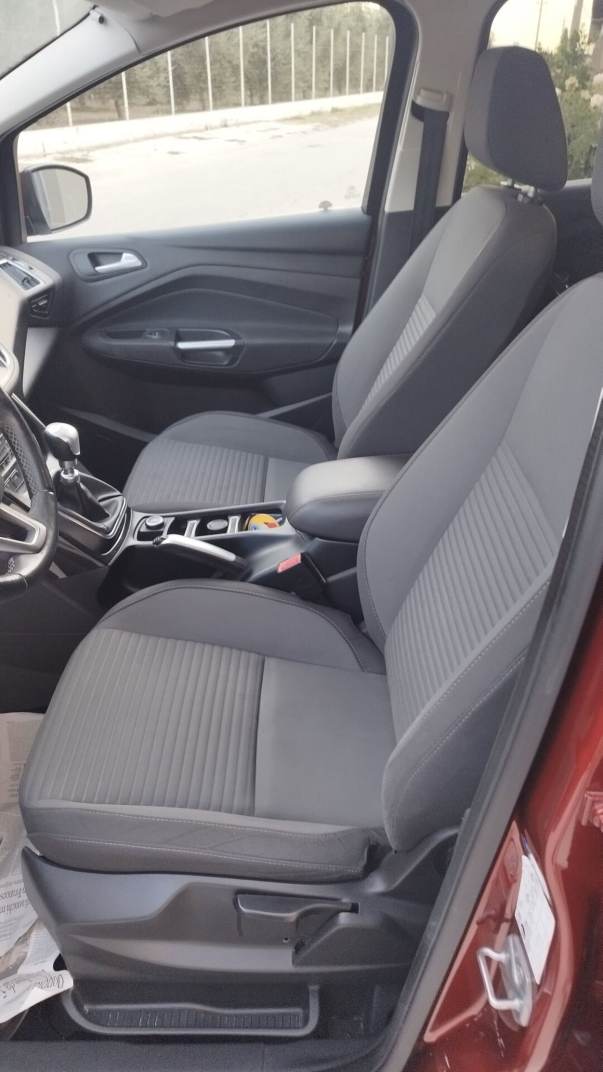Ford C-Max 1.5 TDCi 120CV Start&Stop Titanium (15)