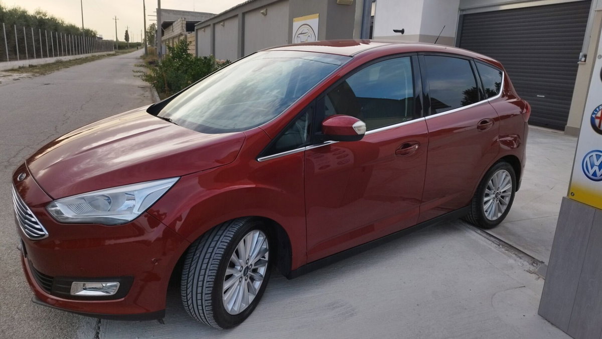 Ford C-Max 1.5 TDCi 120CV Start&Stop Titanium (6)