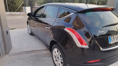 Lancia Delta 1.6 MJT DPF 105 CV Silver (8)