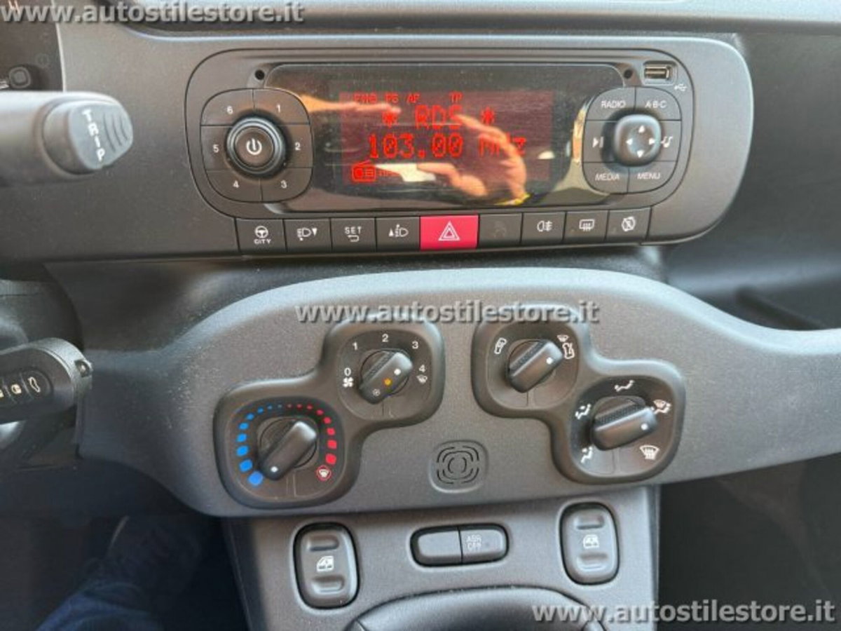 Fiat Panda 1.0 firefly hybrid s&s 70cv 5p.ti (10)