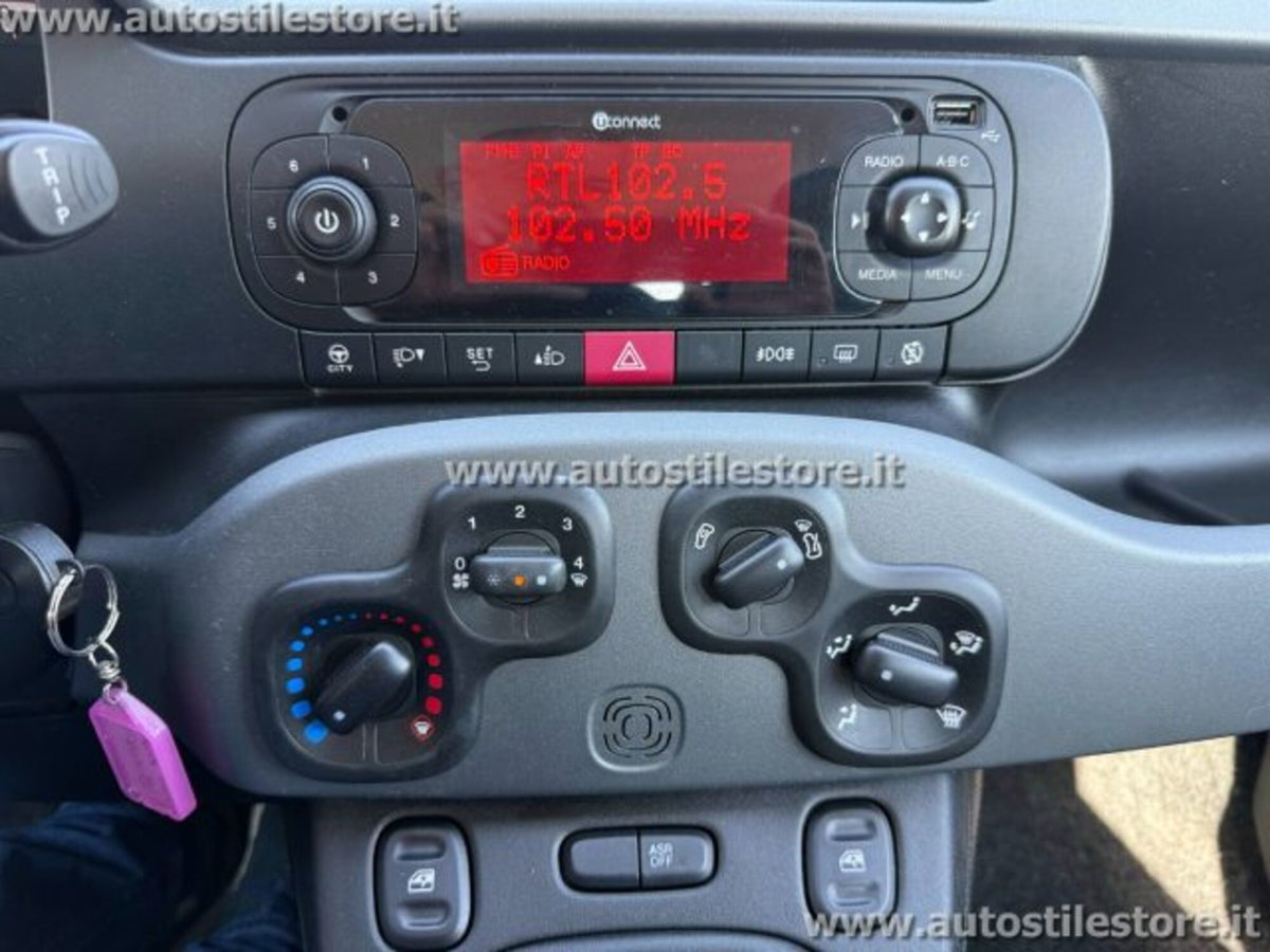 Fiat Panda 1.2 Lounge (19)