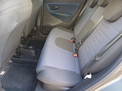Lancia Ypsilon 1.0 FireFly 5 porte S&S Hybrid Gold Plus (14)