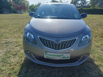 Lancia Ypsilon 1.0 FireFly 5 porte S&S Hybrid Gold Plus (4)