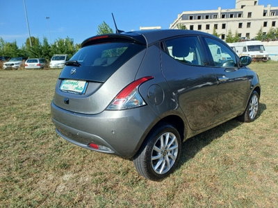 Lancia Ypsilon 1.0 FireFly 5 porte S&S Hybrid Gold Plus (8)