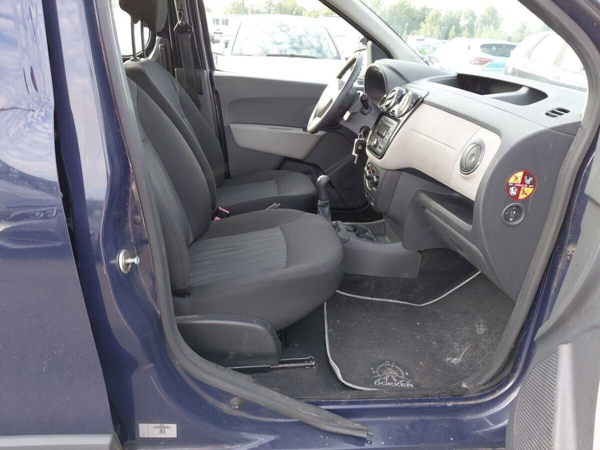 Dacia Dokker 1.6 8V 100CV Start&Stop GPL Lauréate (9)